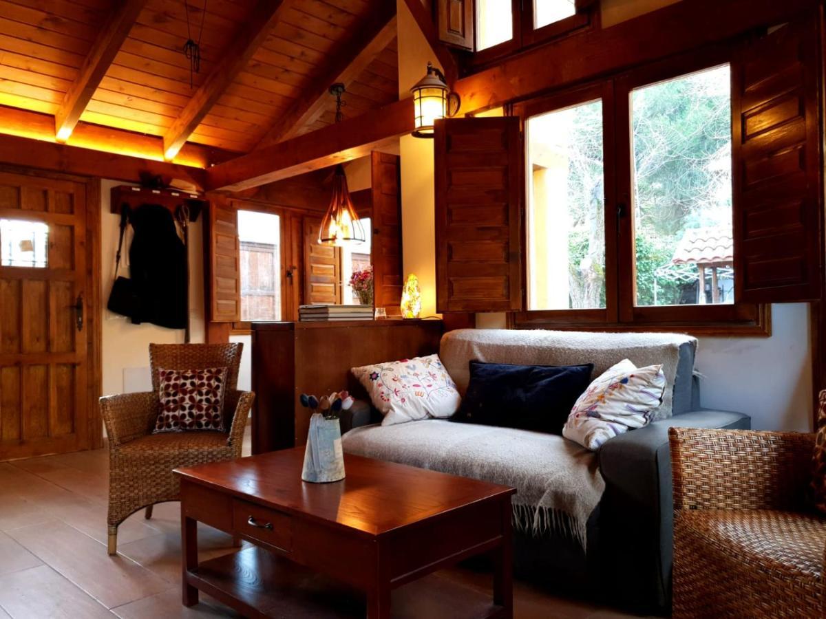 Acogedora Casa Rural En La Sierra De Madrid Mataelpino Kültér fotó