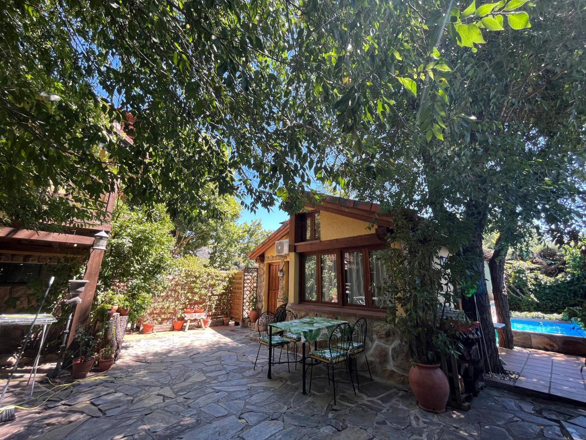 Acogedora Casa Rural En La Sierra De Madrid Mataelpino Kültér fotó